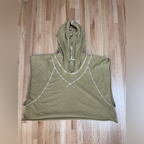 Free People crop top with hood size Medium - Picture 5 of 8
